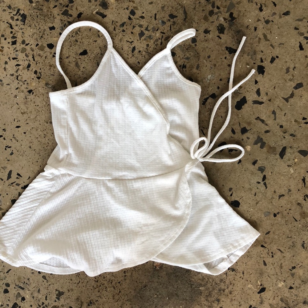 White tank. Caution to the wind. Size small